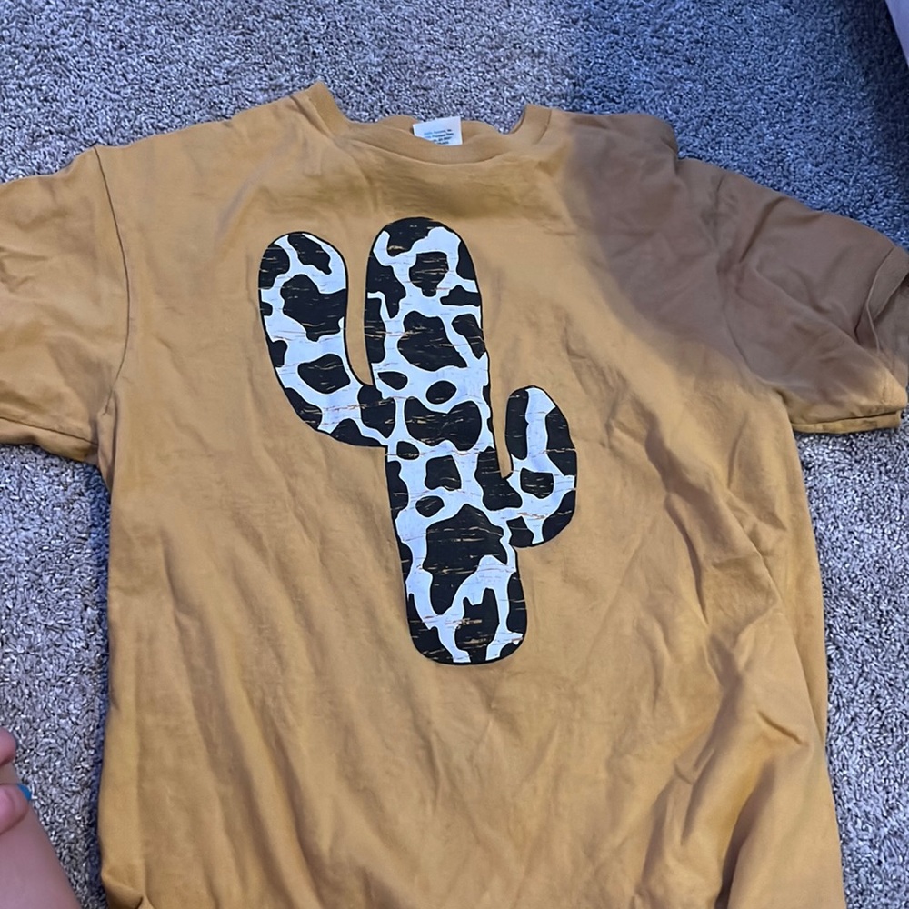 A short sleeve cactus western shirt